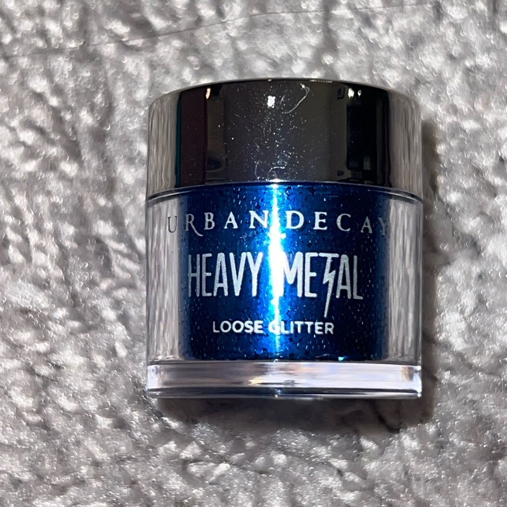 Urban Decay Heavy Metal Glitter in Vibrant Blue